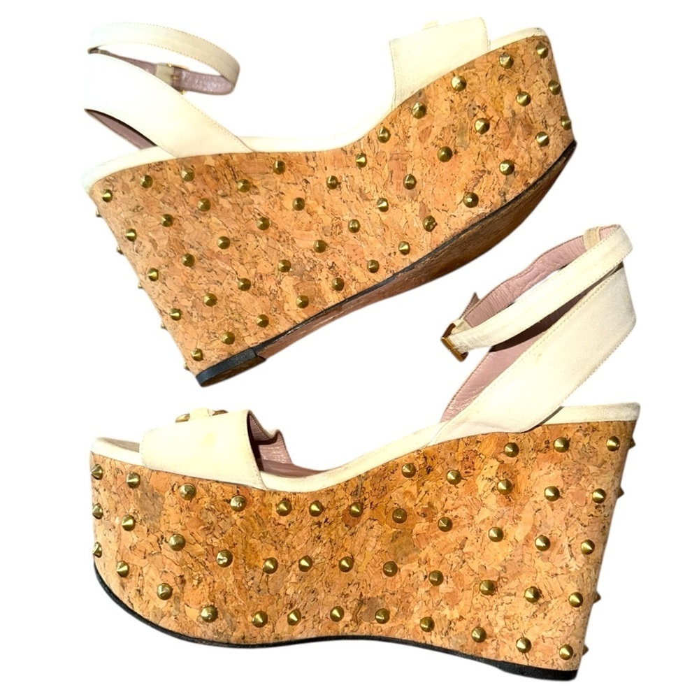 ▶️ Gucci ◀️ Liliane Suede Cork Cream and Gold Studded Sandals. Size 38 - Picture 4 of 16